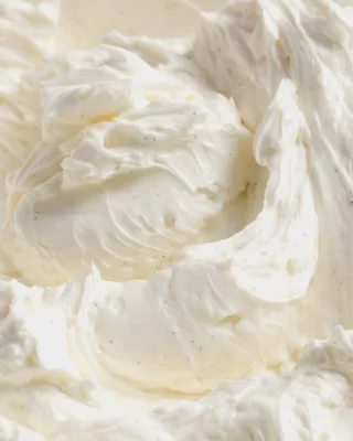 Instagram post from chouchoumarseille_. This post is in position 3.